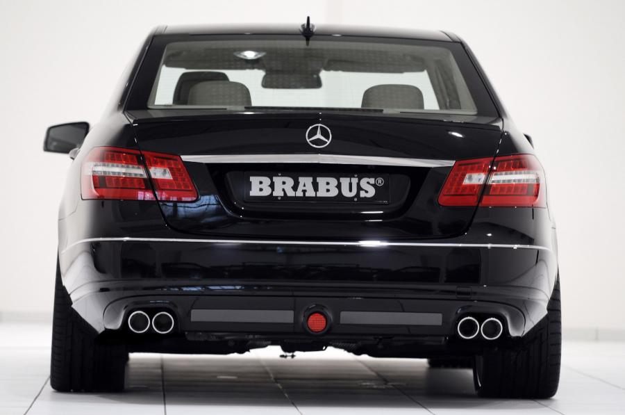  Mercedes-Benz E-Class by Brabus 2009 года  (фото 18 из 45)